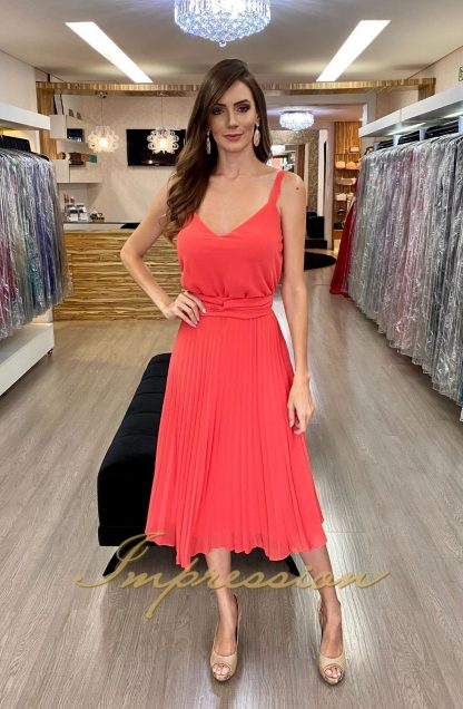 Vestido de Festa Curto Coral Plissado - Image 2