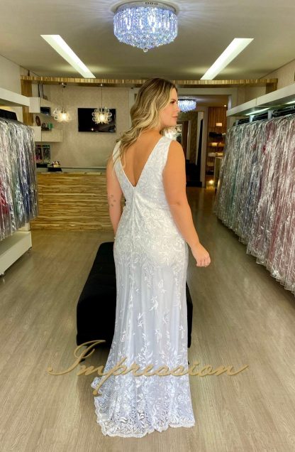Vestido de Festa Longo Plus Size Branco Renda - Imagem 3