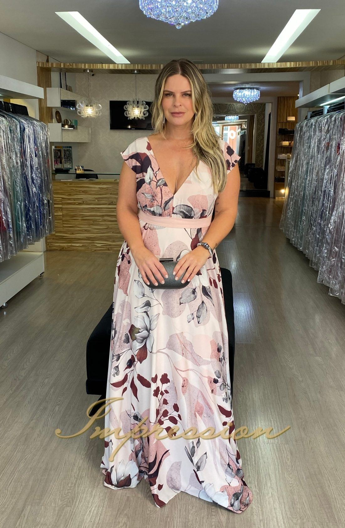 vestido plus size floral festa