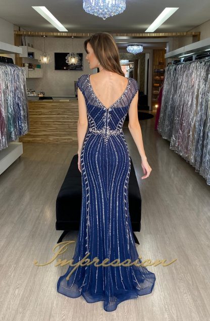Vestido de Festa Longo Azul Marinho Bordado em Pedraria - Image 3