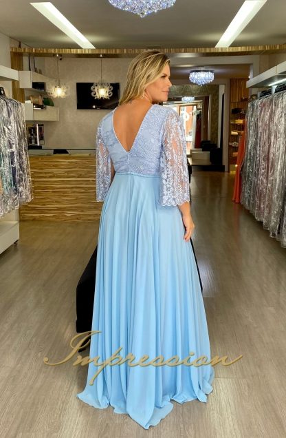 Vestido de Festa Longo Plus Size Azul Serenity Manga - Imagem 3