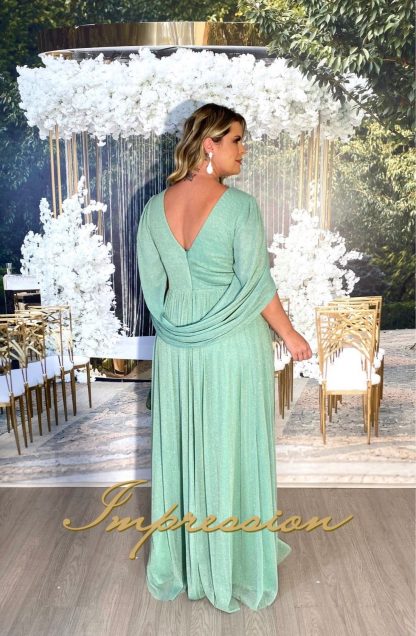 Vestido de Festa Longo Plus Size Verde Menta com Fios Dourado - Image 3