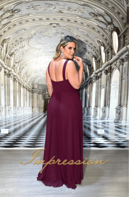 Vestido de Festa Longo Plus Size Uva - Image 3