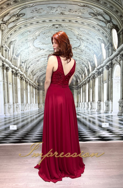 Vestido de Festa Longo Marsala com Decote Profundo - Imagem 3