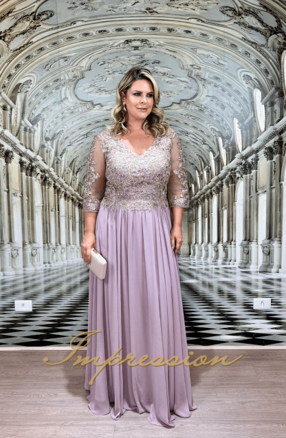 Vestido de Festa Longo Plus Size Lilás Bordado