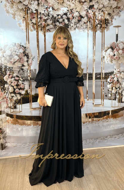 Vestido de Festa  Longo Plus Size Preto Com Manga - Image 2