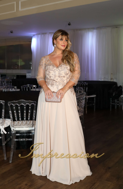 Vestido de Festa Longo Plus Size Dourado - Imagem 2