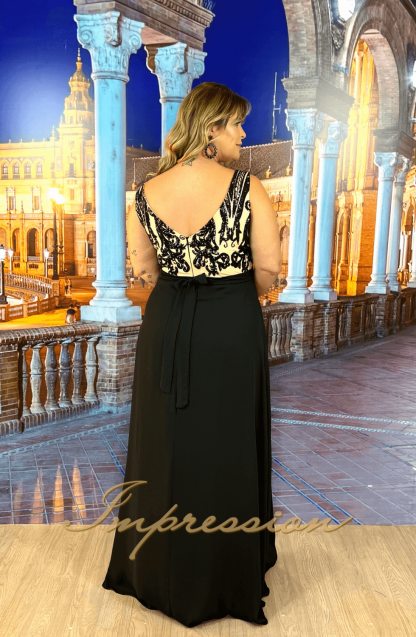Vestido de Festa Longo Plus Size Preto - Image 2