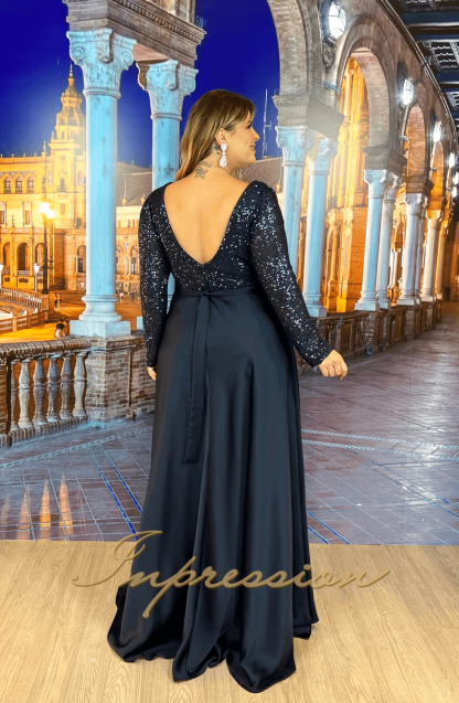 Vestido de Festa Longo Plus Size Azul Marinho - Image 2