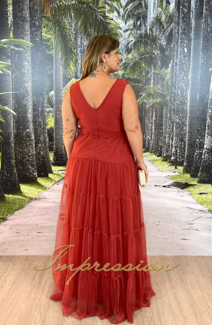 Vestido de Festa Longo Plus Size Terracota - Image 2