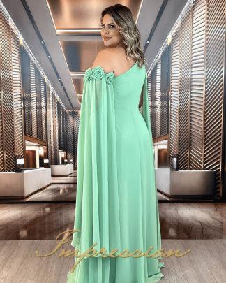 Vestido de Festa Longo Plus Size Verde Menta