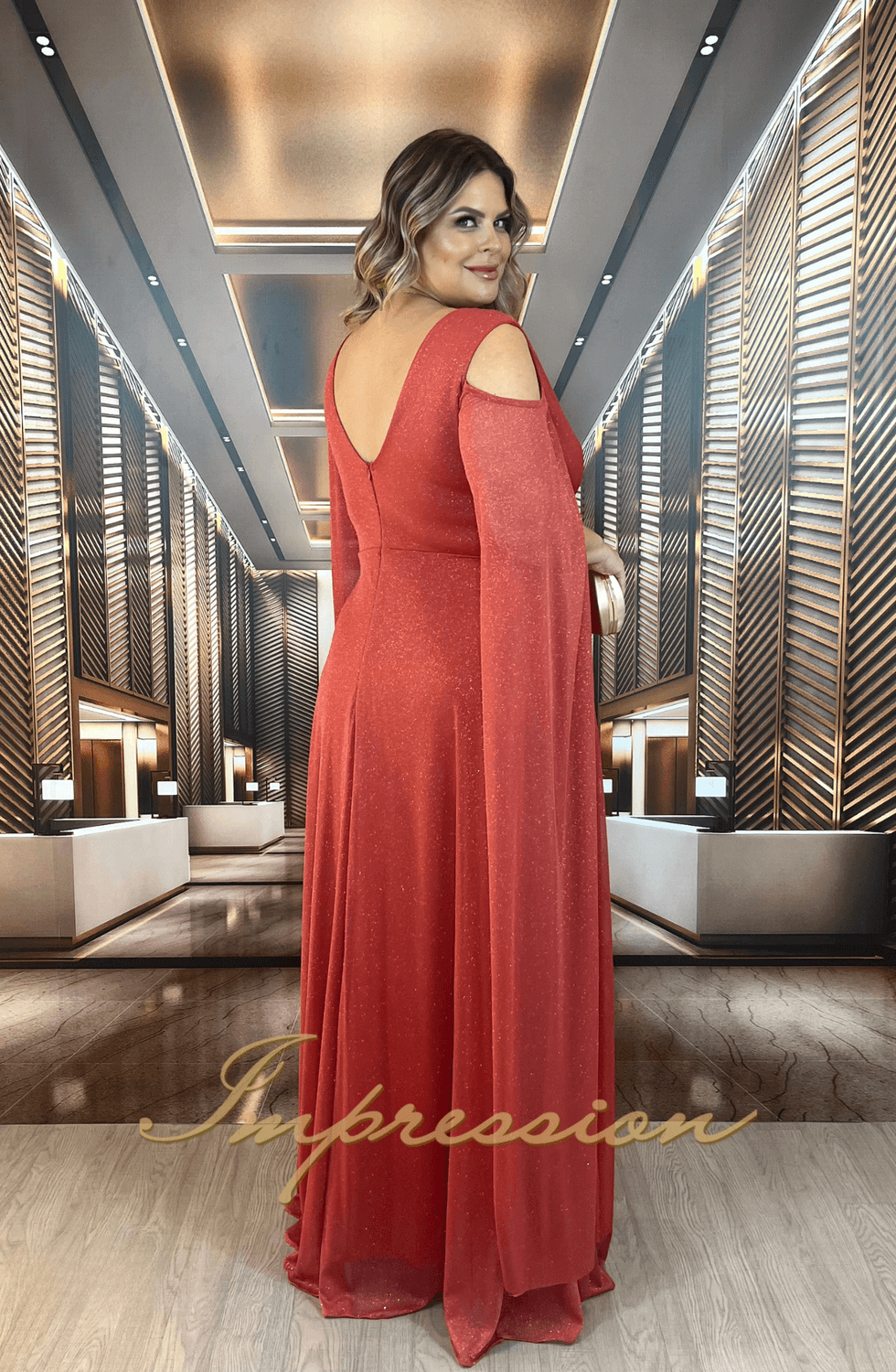 Plus size red sales dress with sleeves