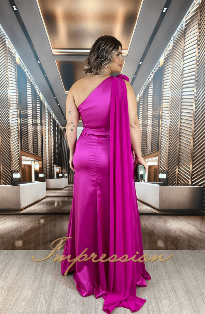 Vestido de Festa Longo Plus Size Fúcsia - Imagem 2