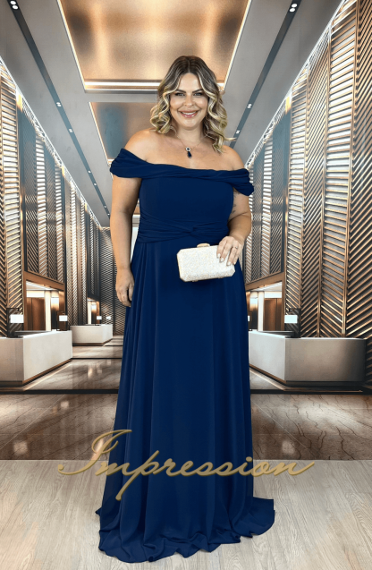 Vestido de Festa Longo Plus Size Azul Marinho com Capa Removível - Image 4