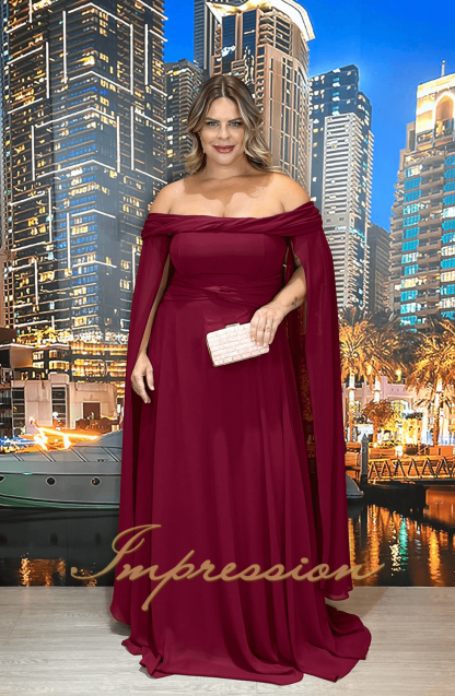 Vestido de Festa Longo Plus Size Marsala com Capa Removível