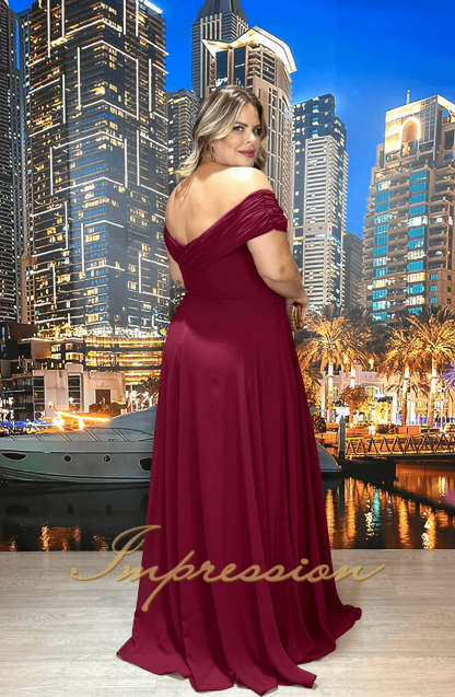 Vestido de Festa Longo Plus Size Marsala com Capa Removível - Imagem 4