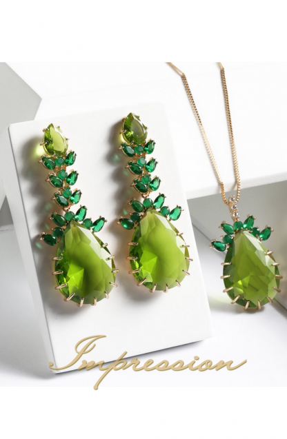 Conjunto de Festa Verde Oliva