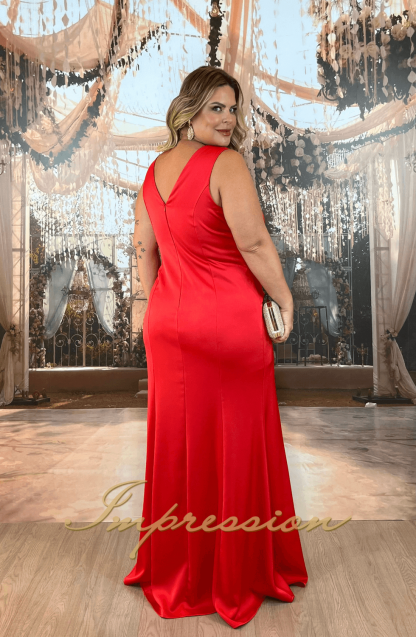 Vestido de Festa Longo Plus Size Vermelho - Imagem 2