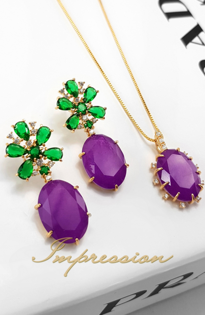 Conjunto de Festa Verde e Roxo