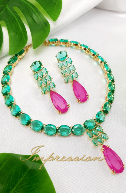 Conjunto de Festa Pedras Pink e Verde