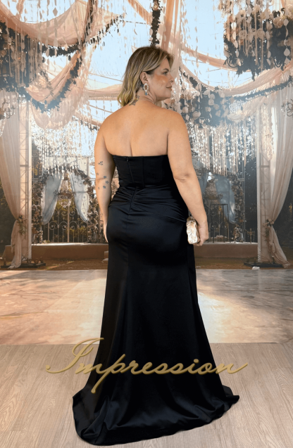Vestido de Festa Longo Plus Size Preto - Image 2
