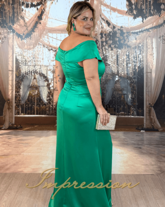 Vestido de Festa Longo Plus Size Verde