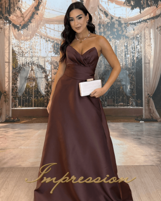 Vestido de Festa Longo Marrom