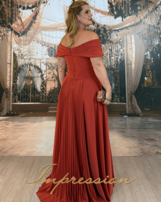 Vestido de Festa Longo Plus Size Terracota