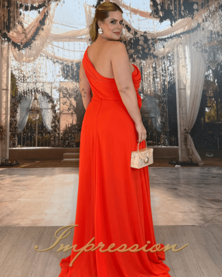 Vestido de Festa Longo Plus Size Laranja