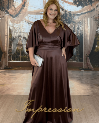 Vestido de Festa Longo Plus Size Marrom